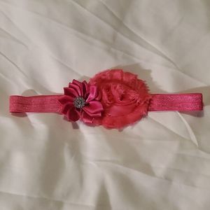 NEW HOT PINK DOUBLE FLOWER STRETCHY BABY HEADBAND